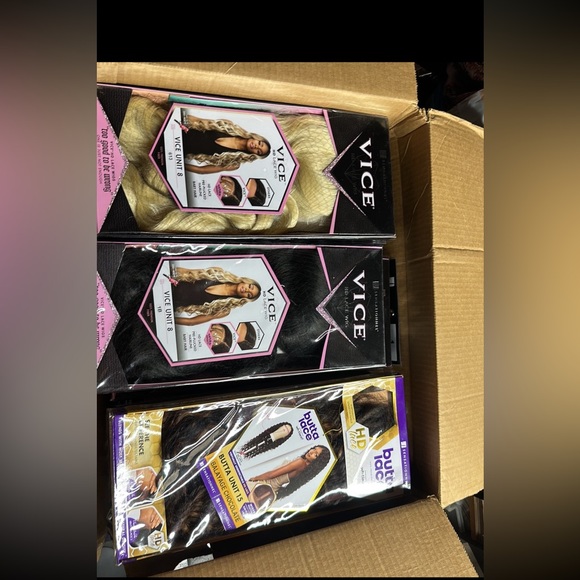 ❤️Lot of 18 NEW LACE FRONT WIGS ALL SOLD TOGETHER - Picture 10 of 10